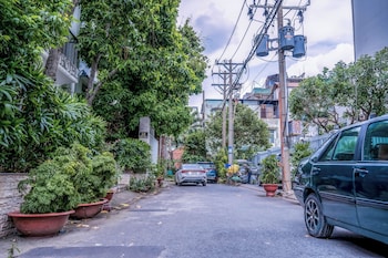 misaki tan son nhat airport hotel