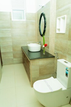 Amandara Hills Kandy,,3 star