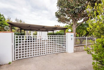 il lauro luxury villa ischia