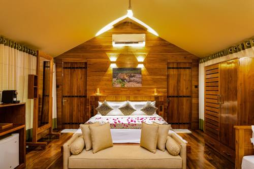 leopard reach yala by seven angels