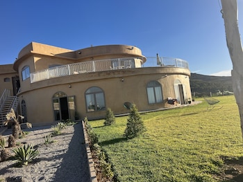 bhalil farm house