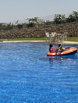 bhalil farm house