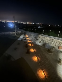 bhalil farm house