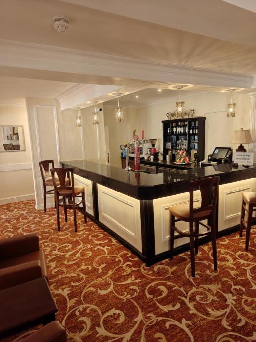 royal swan ashley manor