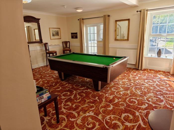 royal swan ashley manor