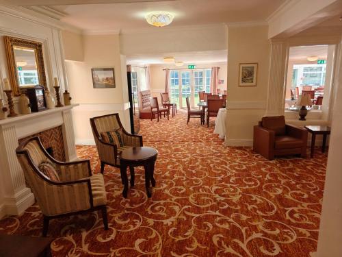 royal swan ashley manor
