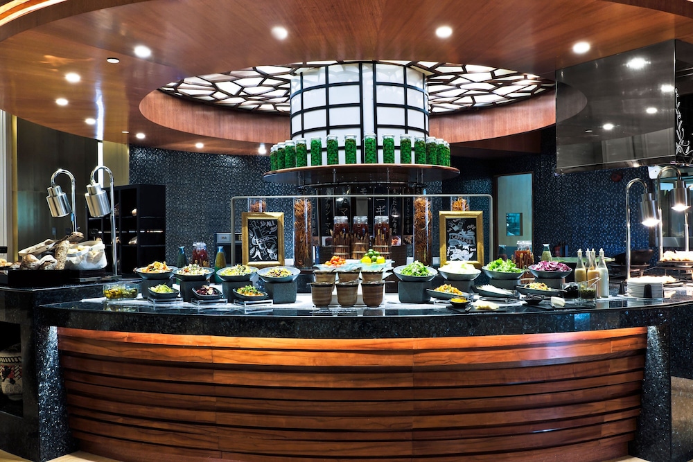 the ritz carlton jakarta mega kuningan