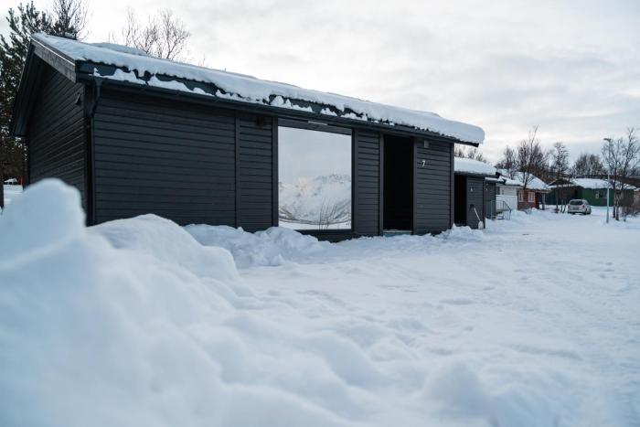 aera aurora glass cabins