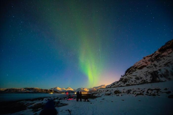 aera aurora glass cabins