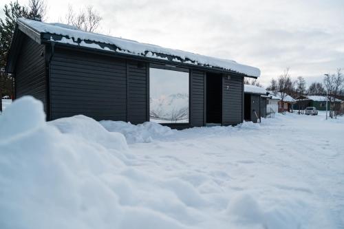 aera aurora glass cabins