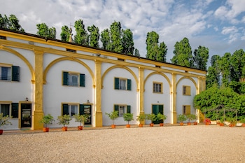 Agriturismo Il Leone Della Torre,,3 star