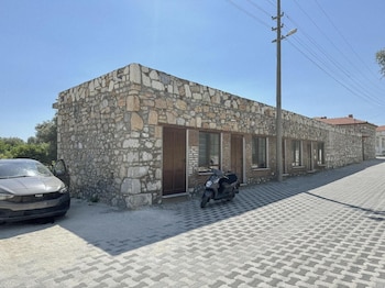 anemos stone houses
