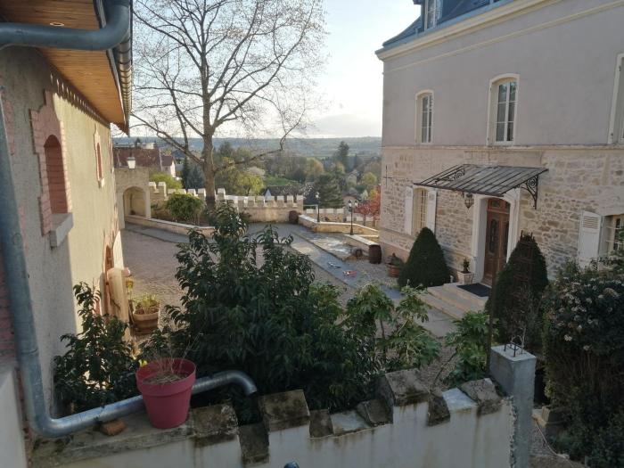 lannexe du chateau de saint genix