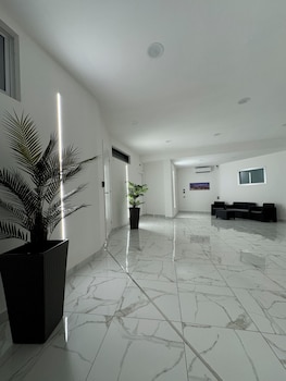 B&B Center City,,0 star