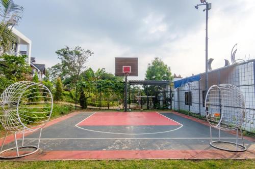 twospaces living at deros resort and cafe bogor