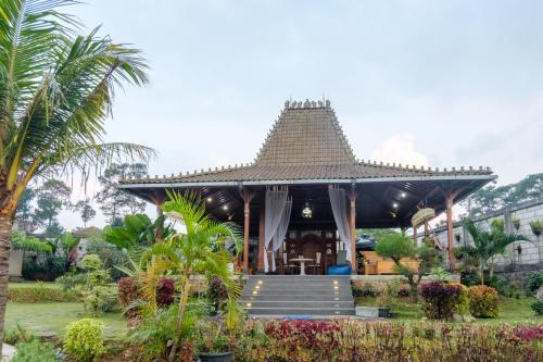 twospaces living at deros resort and cafe bogor