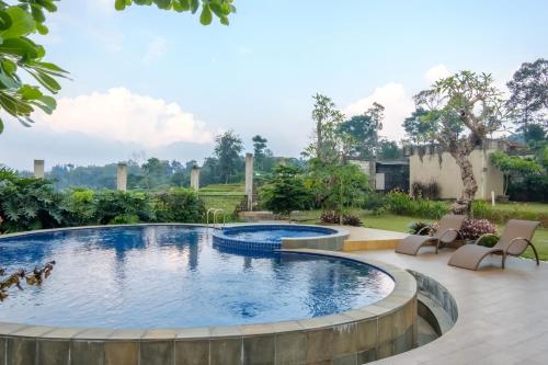 twospaces living at deros resort and cafe bogor