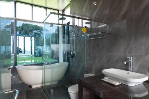 twospaces living at deros resort and cafe bogor