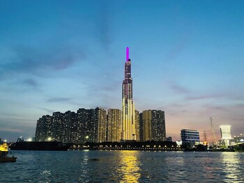 landmark 81 by kvg suite apartment