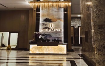 landmark 81 by kvg suite apartment