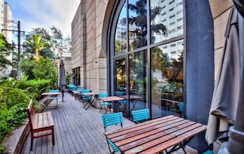 hotel faria lima luxuoso alto padrao