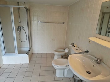 Pb Hotel Pension,,2 star