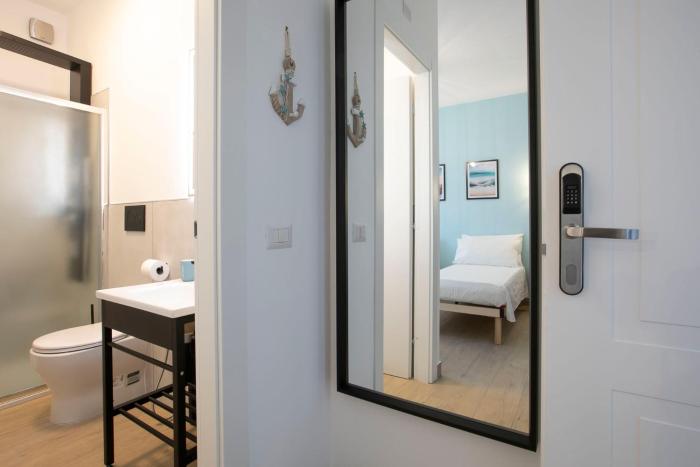 domina guest house luxory room
