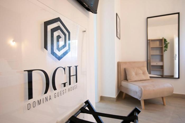 domina guest house luxory room
