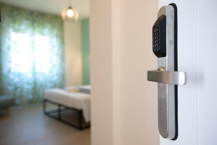 domina guest house luxory room