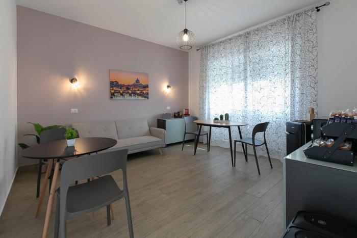 domina guest house luxory room