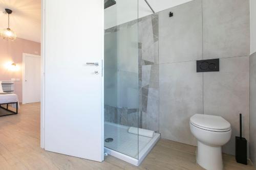 domina guest house luxory room