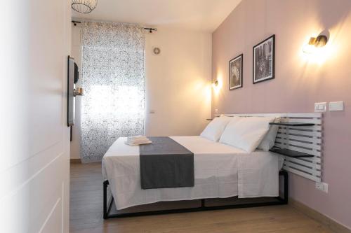 domina guest house luxory room