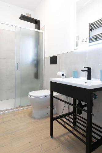 domina guest house luxory room