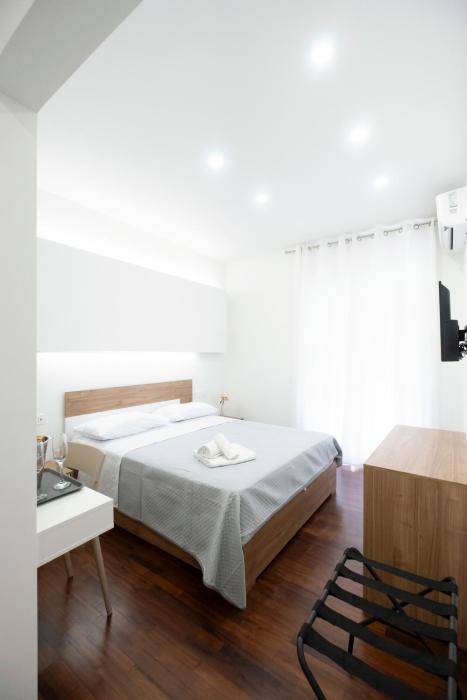 napoli factory guest house