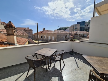 Beatrix Suites Budva Old Town,,3 star