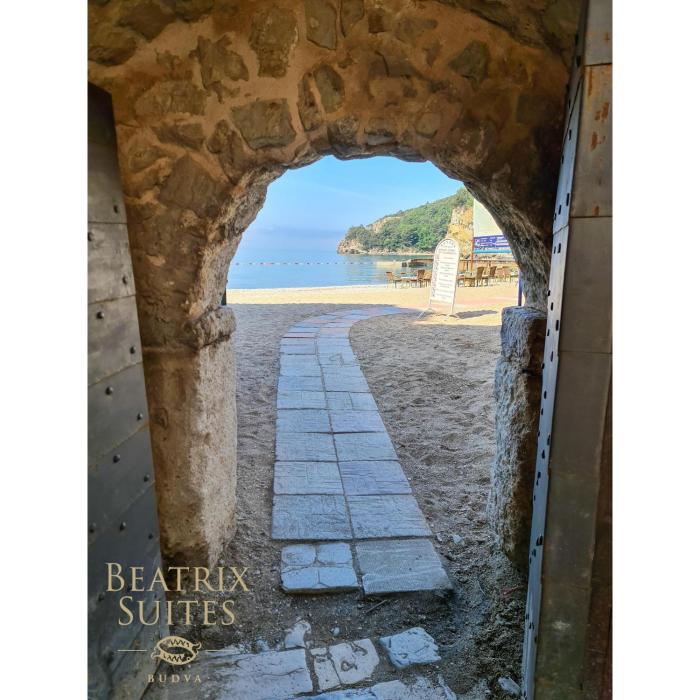 beatrix suites budva old town