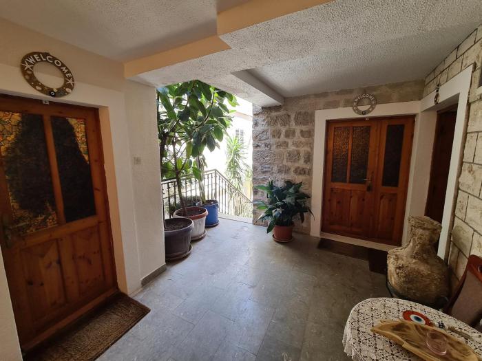 beatrix suites budva old town