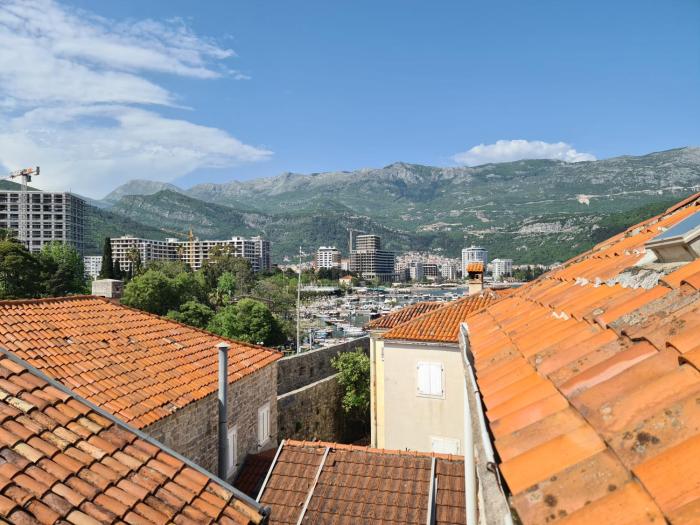 beatrix suites budva old town
