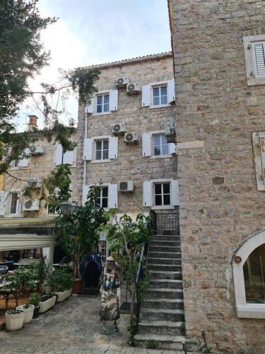 beatrix suites budva old town