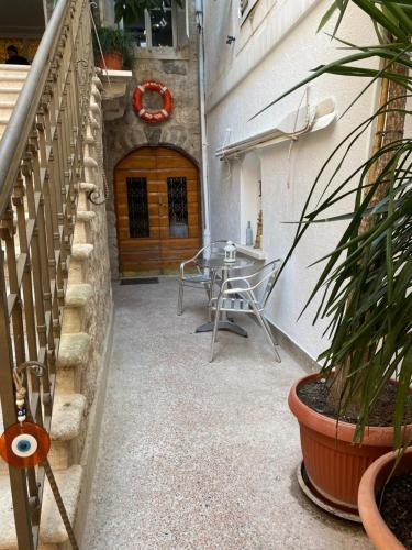 beatrix suites budva old town