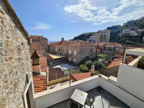beatrix suites budva old town