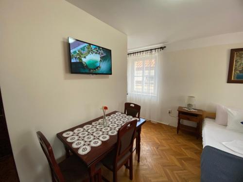 beatrix suites budva old town