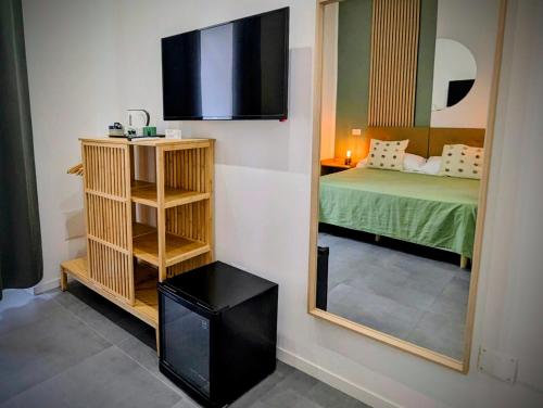 incoming cesare cortese