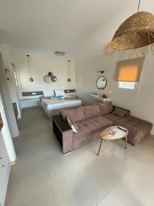 tamaris suites
