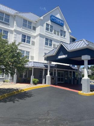City Express By Marriott Louisville Southeast,,3 star
