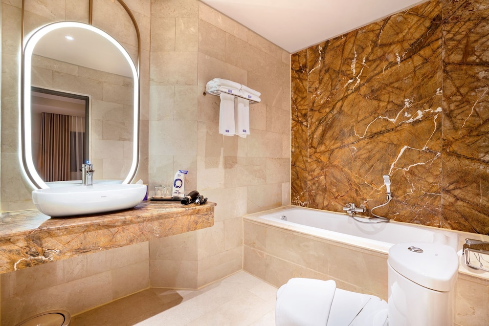 fox hotel nagoya batam