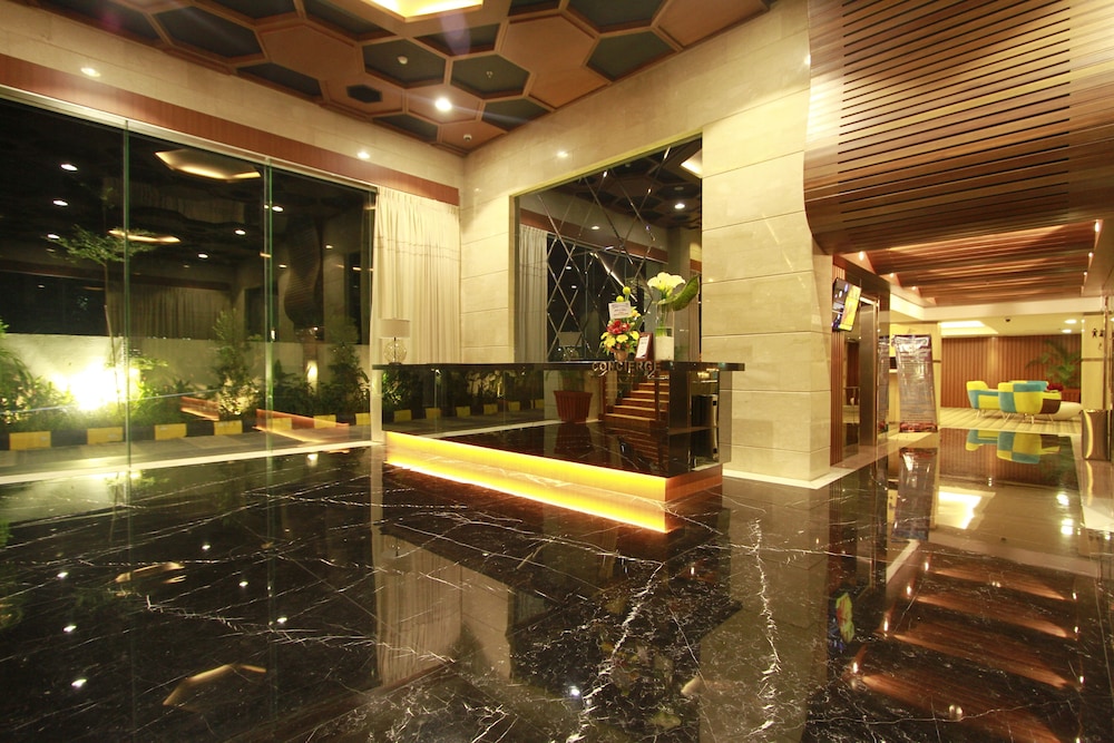 fox hotel nagoya batam