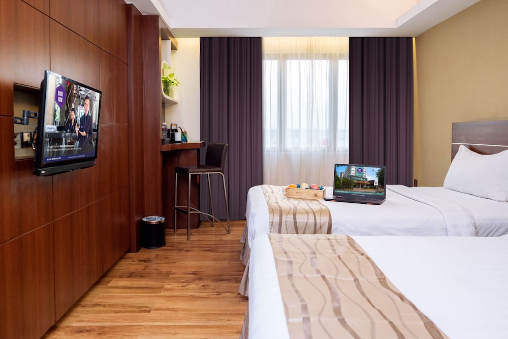 fox hotel nagoya batam