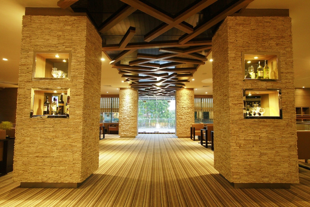 fox hotel nagoya batam
