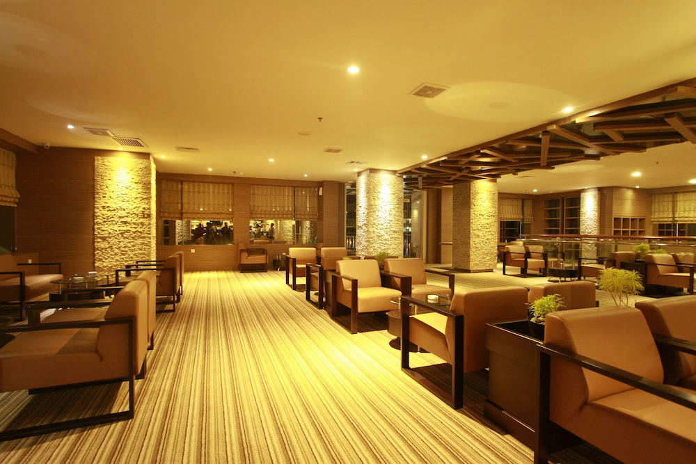 fox hotel nagoya batam